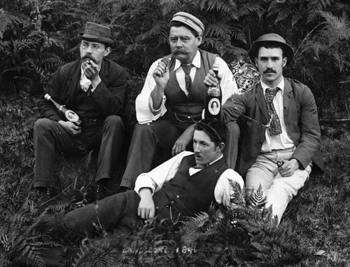 men-mustaches-beer men-mustaches-beer