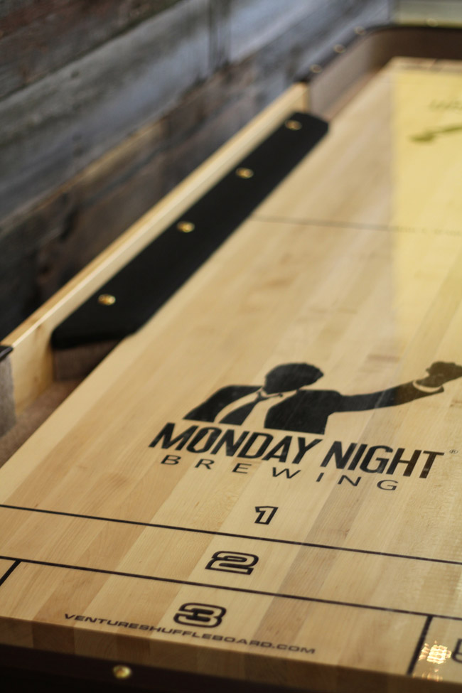 venture-shuffleboard-table-monday-night-logo